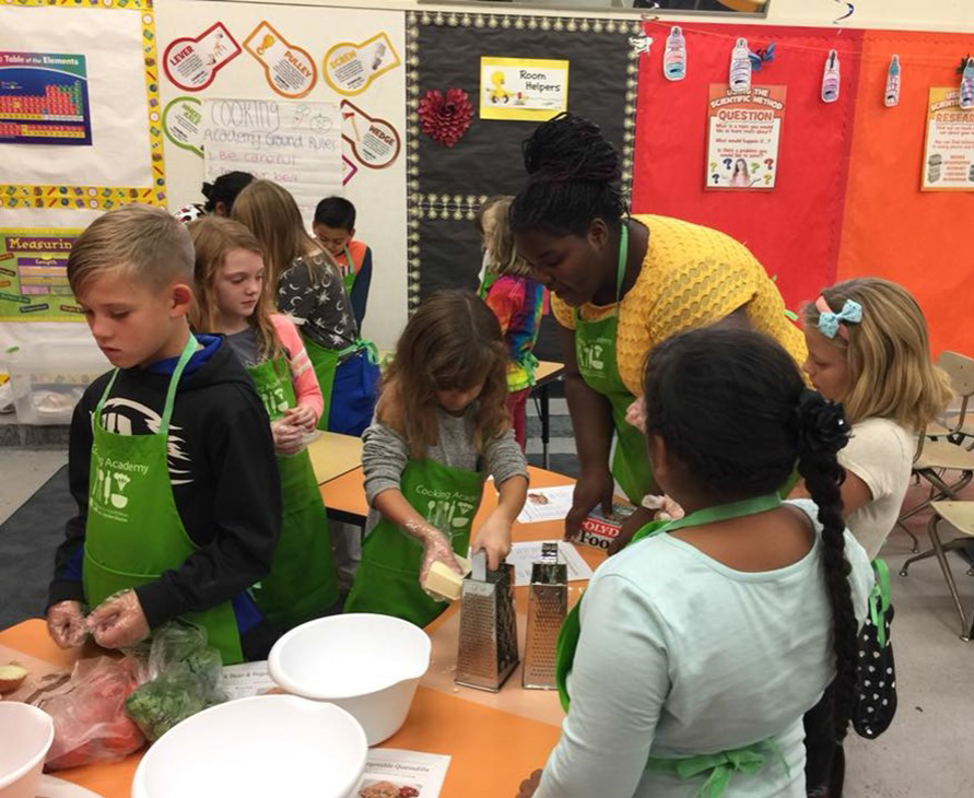 a teach teaches nutrition education