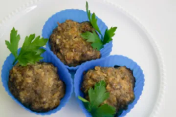 meatloaf served in colorful muffin cups