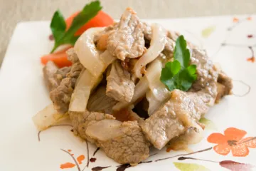 Stir Fried beef and vegetables on a plate